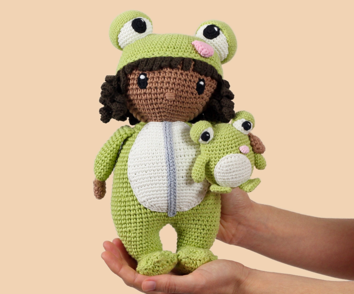 Amigurumi Frog Crochet Pattern