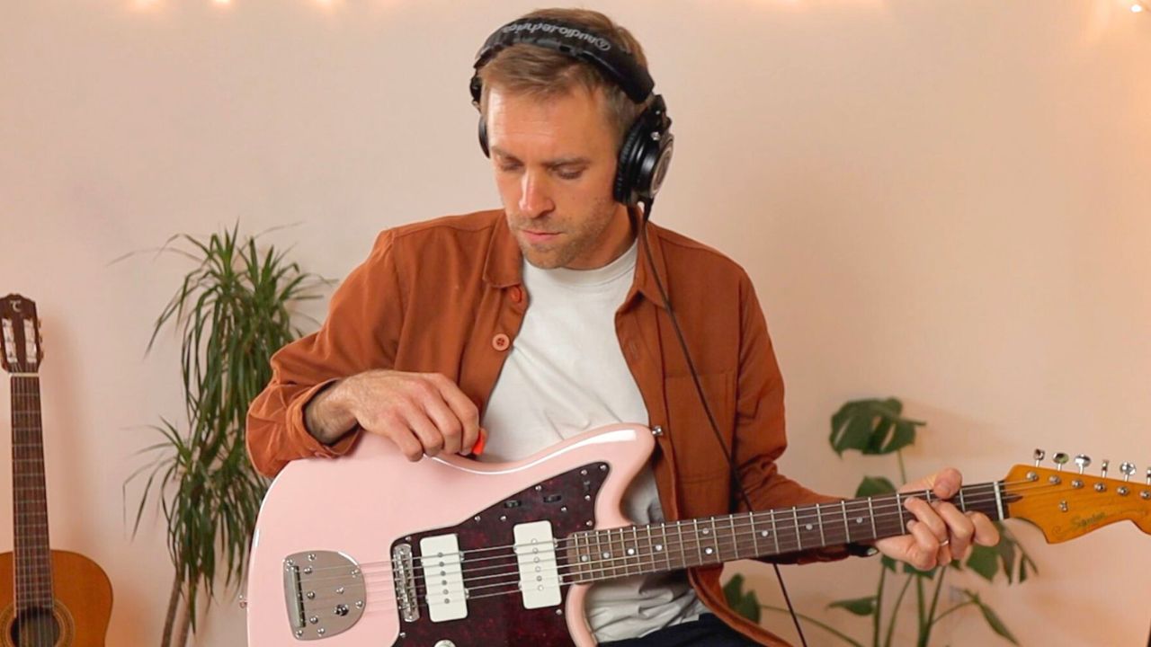 Learn Guitar Chords: C Major Backing Track 88BPM