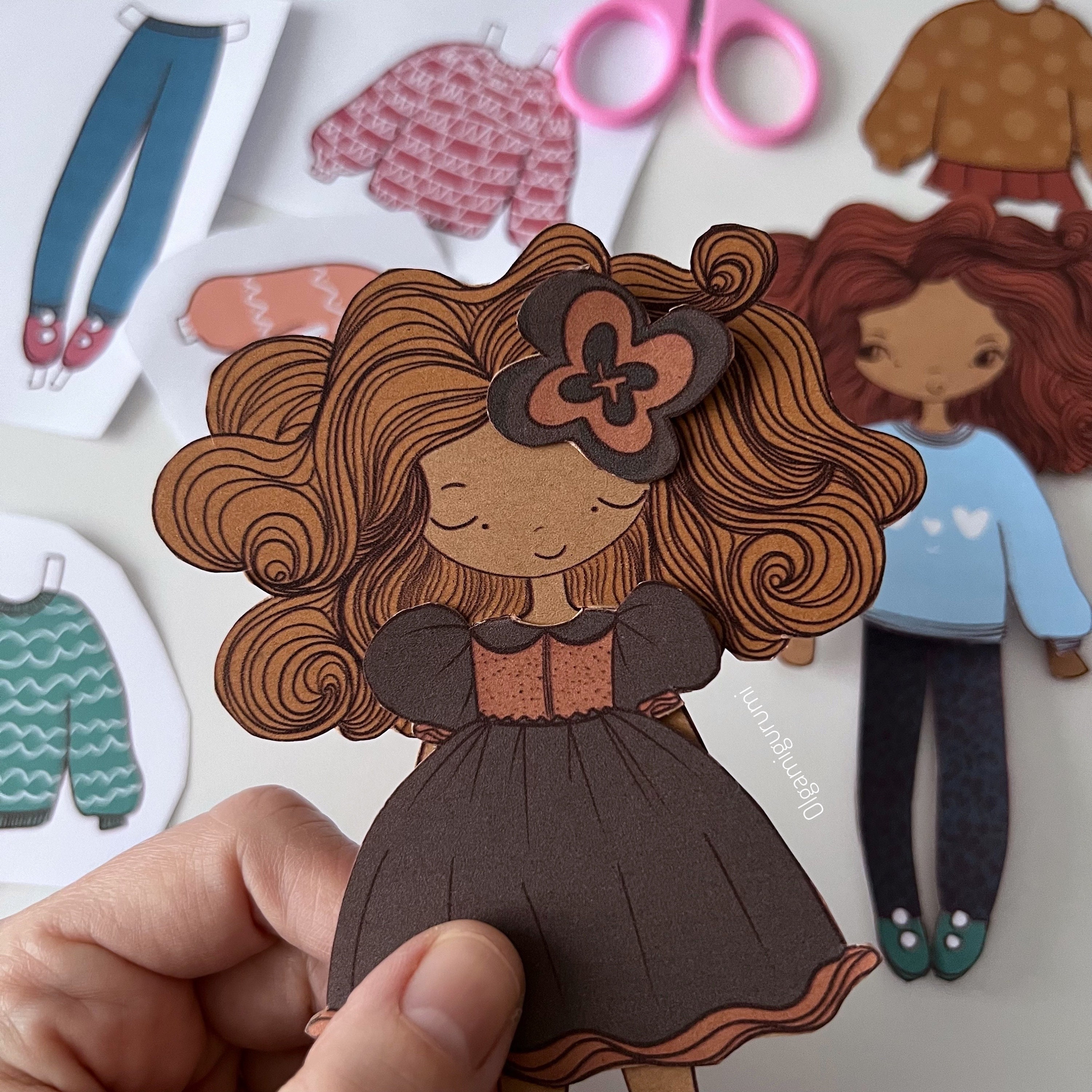 Design Your Own Winter-Themed Printable Paper Dolls